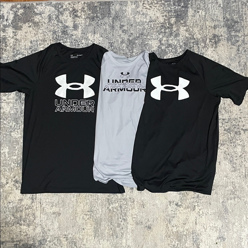 Boys XL Under Armour 3 shirt lot